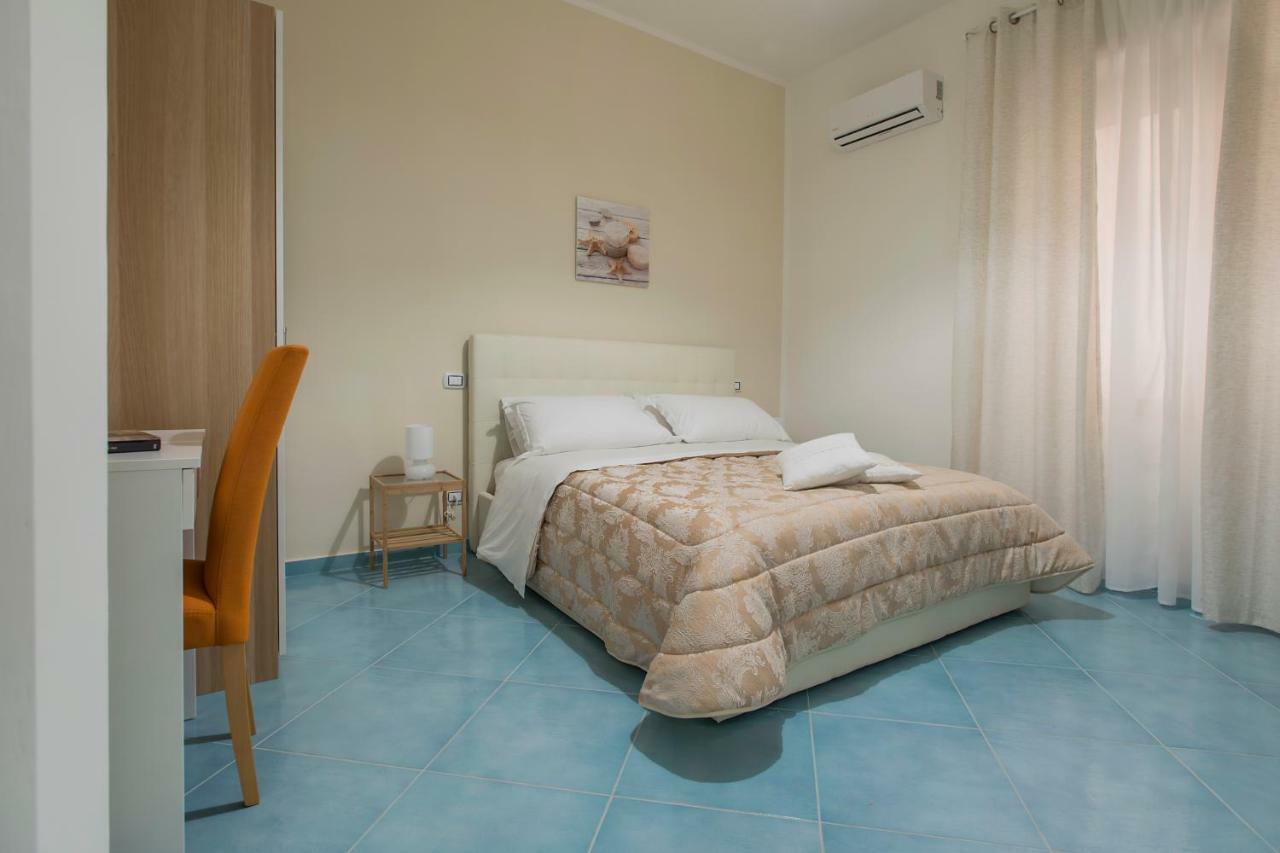 Ad Maiora Bed & Breakfast Salerno Luaran gambar