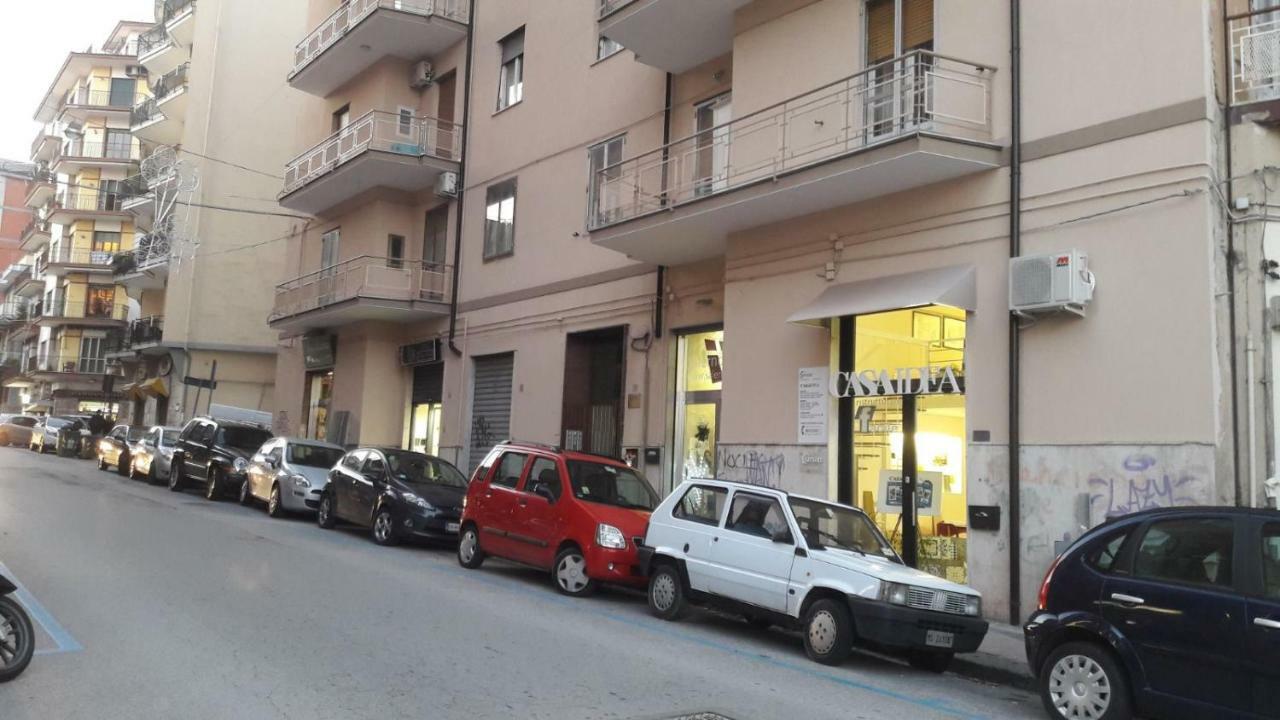 Ad Maiora Bed & Breakfast Salerno Luaran gambar